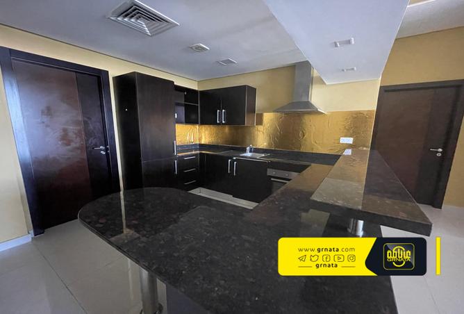 852880 - Property Image 3