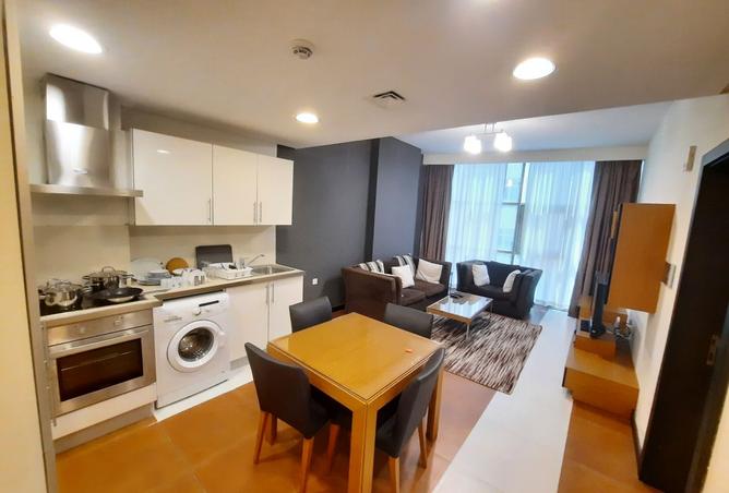 982423 - Property Image 2