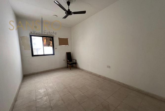 963366 - Property Image 3