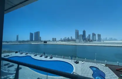 Apartment - 3 Bedrooms - 5 Bathrooms for rent in Reef Island - Capital Governorate