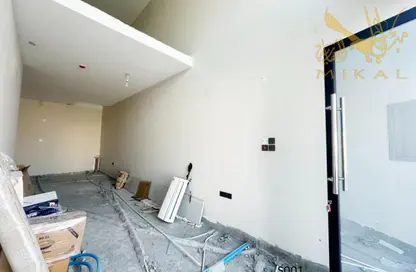Shop - Studio for rent in Galali - Muharraq Governorate