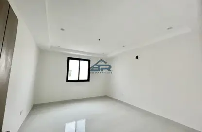 Apartment - 3 Bedrooms - 2 Bathrooms for rent in Busaiteen - Muharraq Governorate