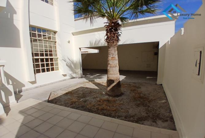 951279 - Property Image 3