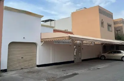 Villa - 3 Bedrooms - 3 Bathrooms for rent in Galali - Muharraq Governorate