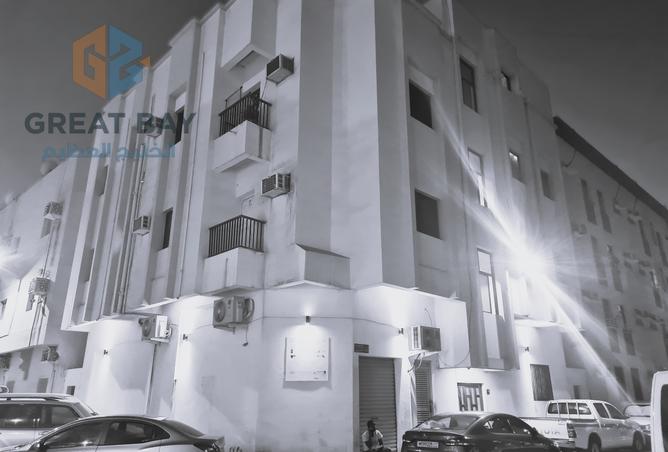 910085 - Property Image 2