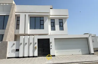 Villa - 4 Bedrooms - 6 Bathrooms for sale in Saar - Northern Governorate
