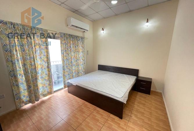 985775 - Property Main Image