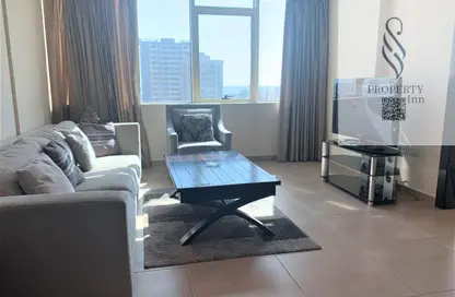 Apartment - 1 Bedroom - 2 Bathrooms for sale in Al Juffair - Capital Governorate
