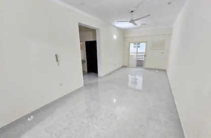 Apartment - 3 Bedrooms - 2 Bathrooms for rent in Hidd - Muharraq Governorate