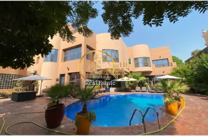 فيلا - 5 غرف نوم - 7 حمامات للبيع في عالي - المحافظة الوسطى