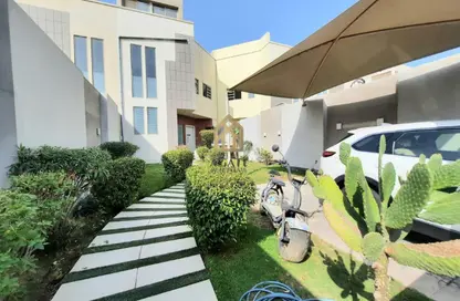Villa - 4 Bedrooms - 6 Bathrooms for rent in Najma - Amwaj Islands - Muharraq Governorate