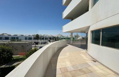 Apartment - 3 Bedrooms - 2 Bathrooms for rent in Tala Island - Amwaj Islands - Muharraq Governorate