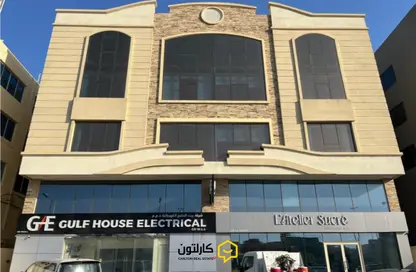 عمارة بالكامل - استوديو - 8 حمامات للبيع في توبلي - المحافظة الوسطى