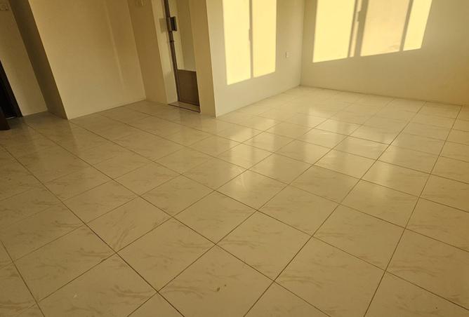 966712 - Property Main Image