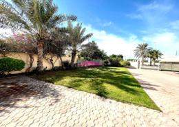 Villa - 3 bedrooms - 5 bathrooms for rent in Busaiteen - Muharraq Governorate