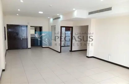 Apartment - 3 Bedrooms - 4 Bathrooms for rent in Adliya - Manama - Capital Governorate