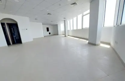 Apartment - 1 Bedroom - 2 Bathrooms for rent in Um Al Hasam - Manama - Capital Governorate