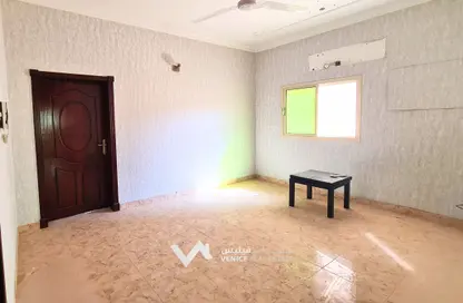 Apartment - 2 Bedrooms - 2 Bathrooms for rent in Janabiya - Northern Governorate