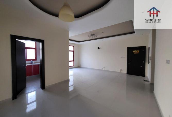 989159 - Property Image 3