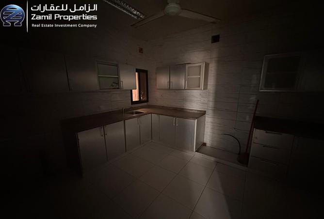 956494 - Property Image 3