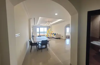 شقة - 2 غرف نوم - 3 حمامات للايجار في المنامة - محافظة العاصمة