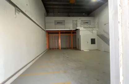 Warehouse - Studio - 1 Bathroom for rent in Tubli - Central Governorate