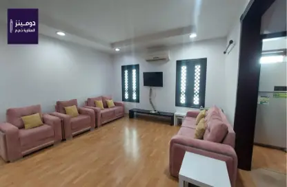 Living Room image for: Apartment - 3 Bedrooms - 4 Bathrooms for rent in Saar - Northern Governorate, Image 1