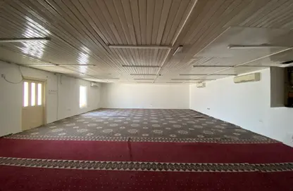 مستودع - استوديو - 1 حمام للايجار في جدحفص - المحافظة الشمالية
