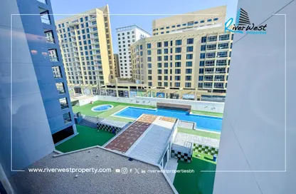 شقة - غرفة نوم - 2 حمامات للبيع في شارع أمواج - أمواج - المحرق