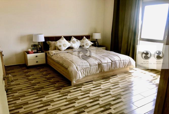 977505 - Property Image 3