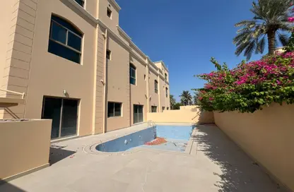 Villa - 5 Bedrooms - 5 Bathrooms for rent in Janabiya - Northern Governorate