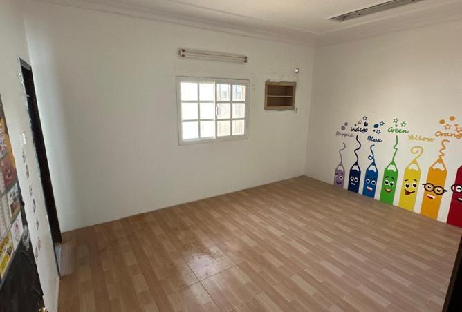 978327 - Property Image 3