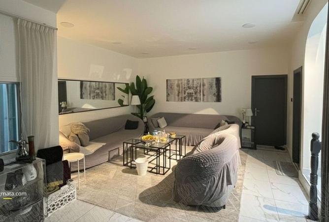 984594 - Property Image 2