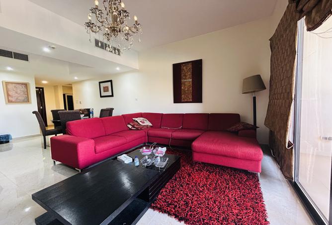 957903 - Property Image 2
