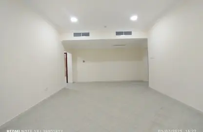 Apartment - 2 Bedrooms - 2 Bathrooms for rent in Al Burhama - Manama - Capital Governorate
