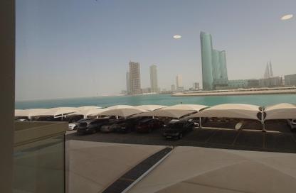 شقة - 3 غرف نوم - 4 حمامات للبيع في جزيرة الريف - محافظة العاصمة