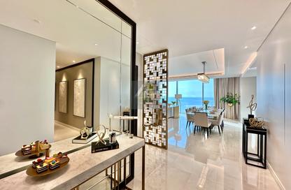 Apartment - 3 Bedrooms - 4 Bathrooms for rent in Bahrain Bay - Capital Governorate