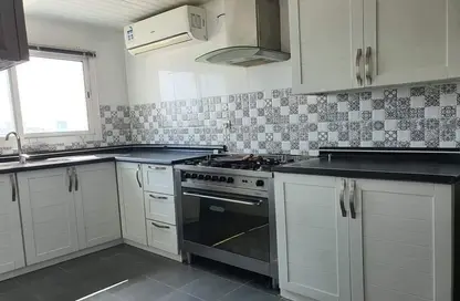 Kitchen image for: Apartment - 3 Bedrooms - 4 Bathrooms for rent in Hidd - Muharraq Governorate, Image 1