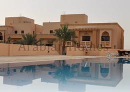 فيلا - 5 غرف نوم - 6 حمامات للكراء في أم الحصم - المنامة - محافظة العاصمة