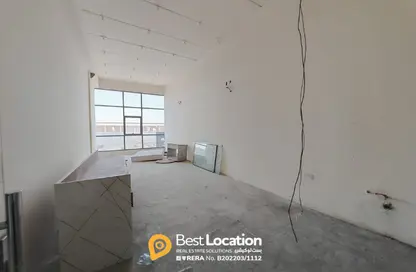 Shop - Studio - 4 Bathrooms for rent in Jidhafs - Northern Governorate