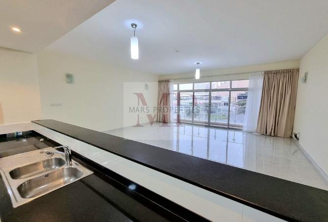 966275 - Property Image 2