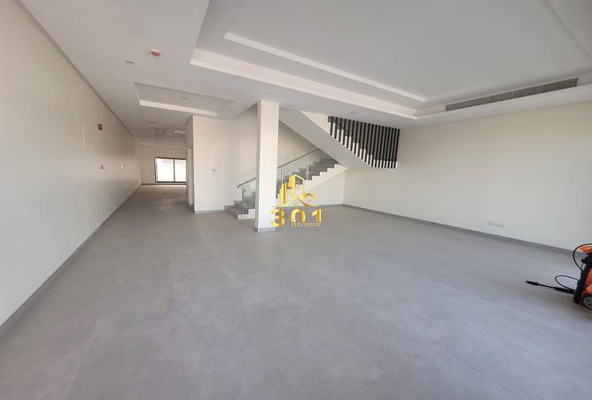 966141 - Property Image 2