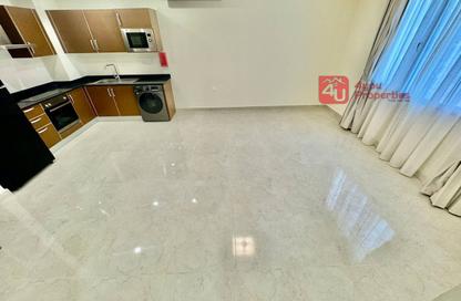 Apartment - 1 Bedroom - 1 Bathroom for rent in Al Burhama - Manama - Capital Governorate