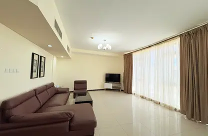 Apartment - 2 Bedrooms - 2 Bathrooms for rent in Um Al Hasam - Manama - Capital Governorate