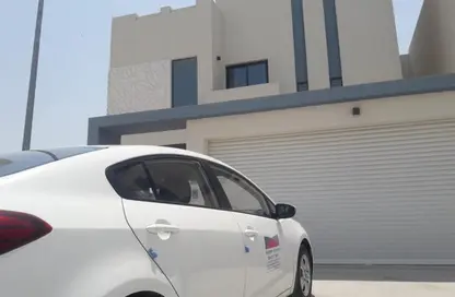 Villa - 4 Bedrooms - 4 Bathrooms for rent in Hamad Town - Northern Governorate