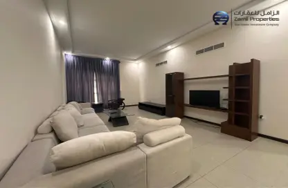 سكن إيجار شهري وغرف فندقية - 2 غرف نوم - 3 حمامات للايجار في البسيتين - المحرق