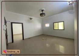 صورةغرفة فارغة لـ: شقة - 2 غرف نوم - 2 حمامات للكراء في جد علي - المحافظة الوسطى, صورة 1