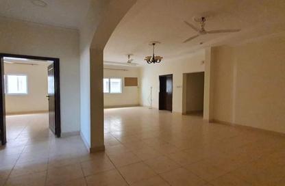 Apartment - 6 Bedrooms - 5 Bathrooms for rent in Hidd - Muharraq Governorate