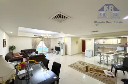 Apartment - 2 Bedrooms - 4 Bathrooms for sale in Al Juffair - Capital Governorate