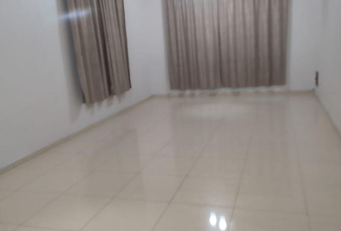 986192 - Property Main Image